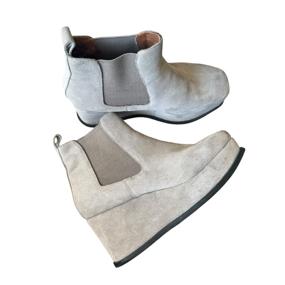 Jeffrey Campbell - Grey Suede Platform Boots Sz 7 - Picture 1 of 10